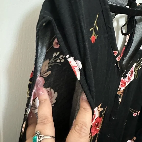 Torrid Black Floral Romper Button Front Keyhole Back Plus Size 3X Women - Picture 5 of 7